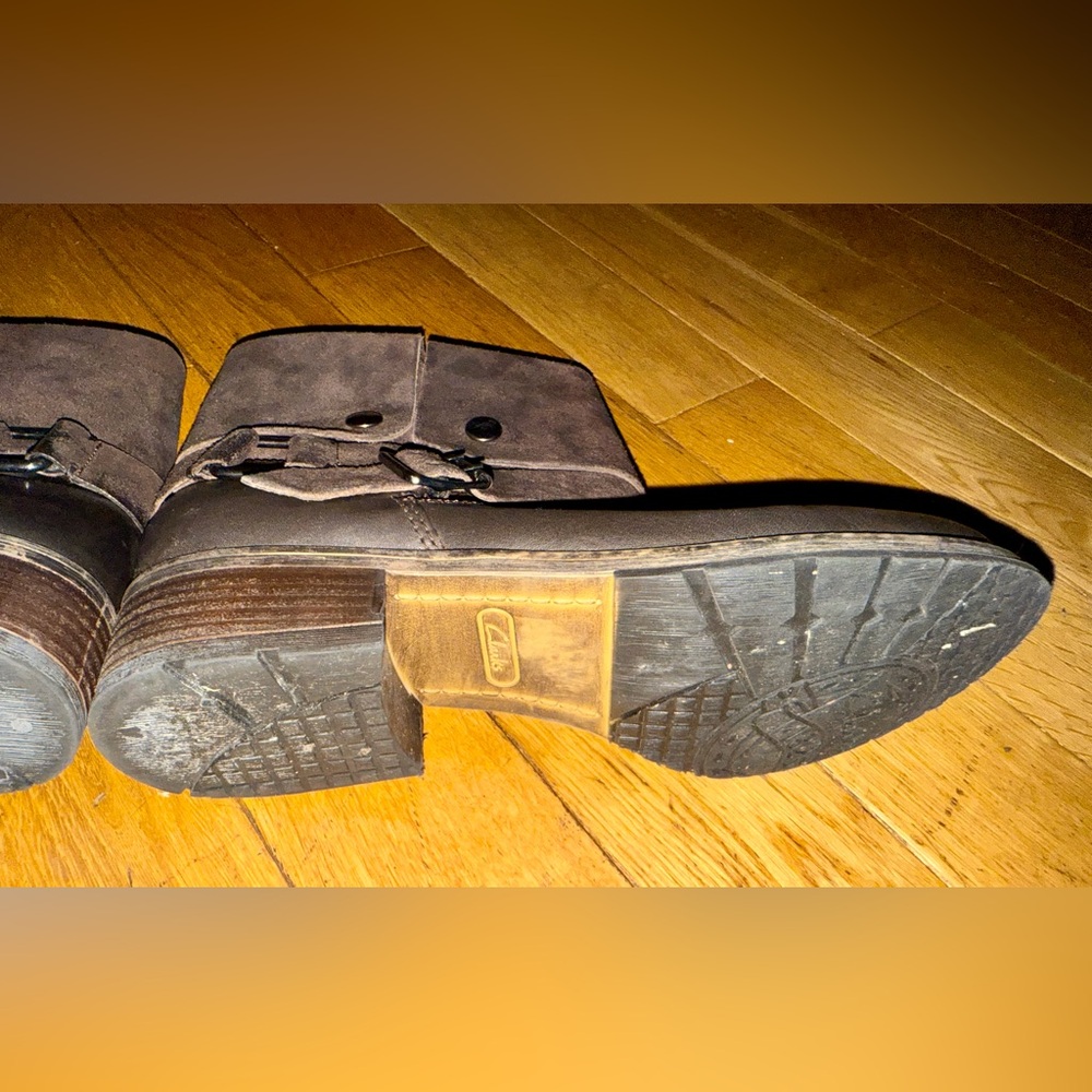 Clarks Brown Moto Boots - Picture 6 of 16